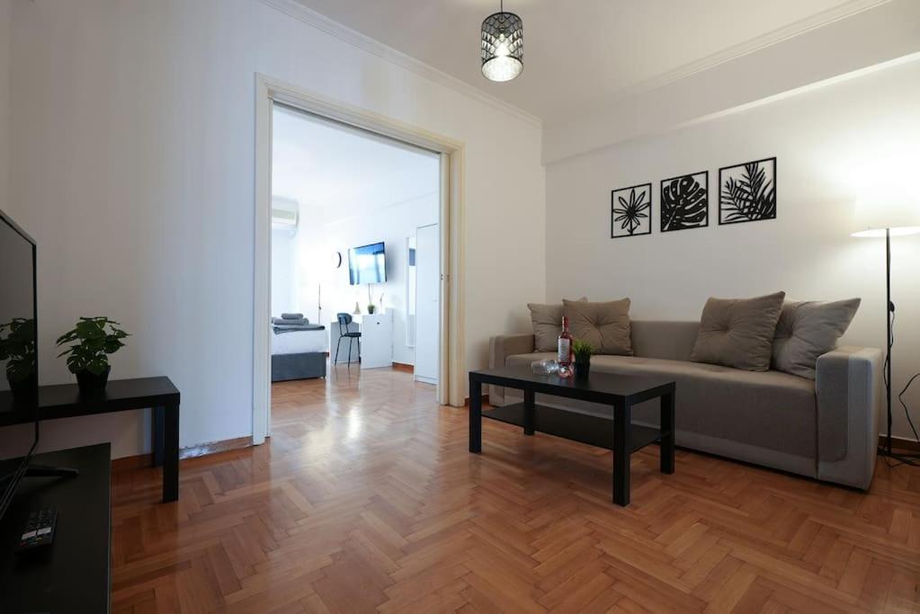 Syntagma Square, 70Sqm Pentelis Sunny Apartment 雅典 外观 照片