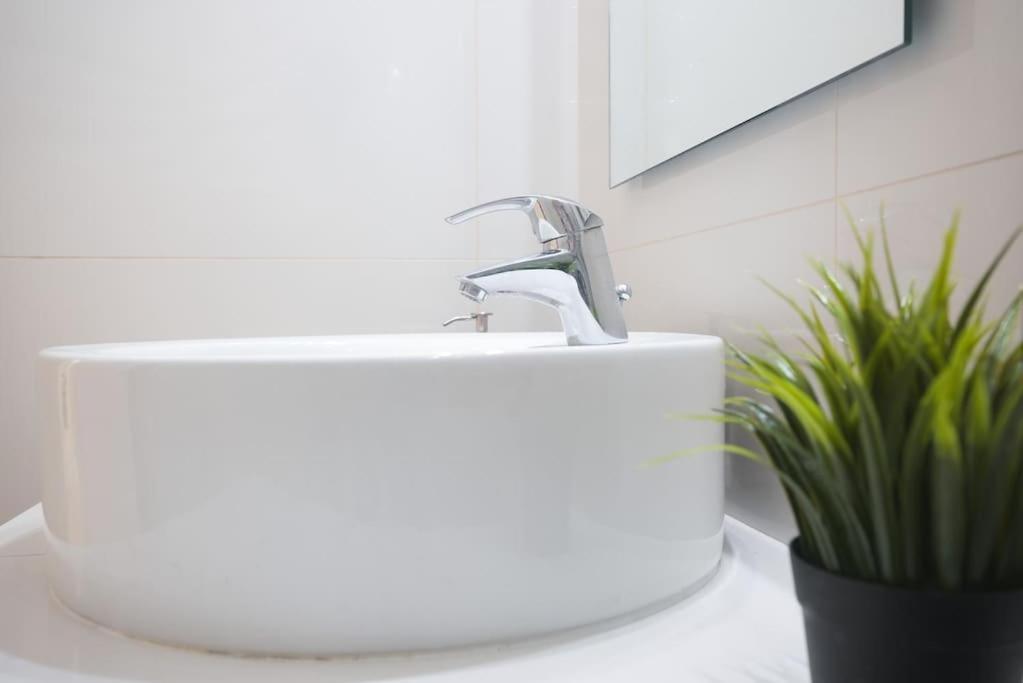 Syntagma Square, 70Sqm Pentelis Sunny Apartment 雅典 外观 照片